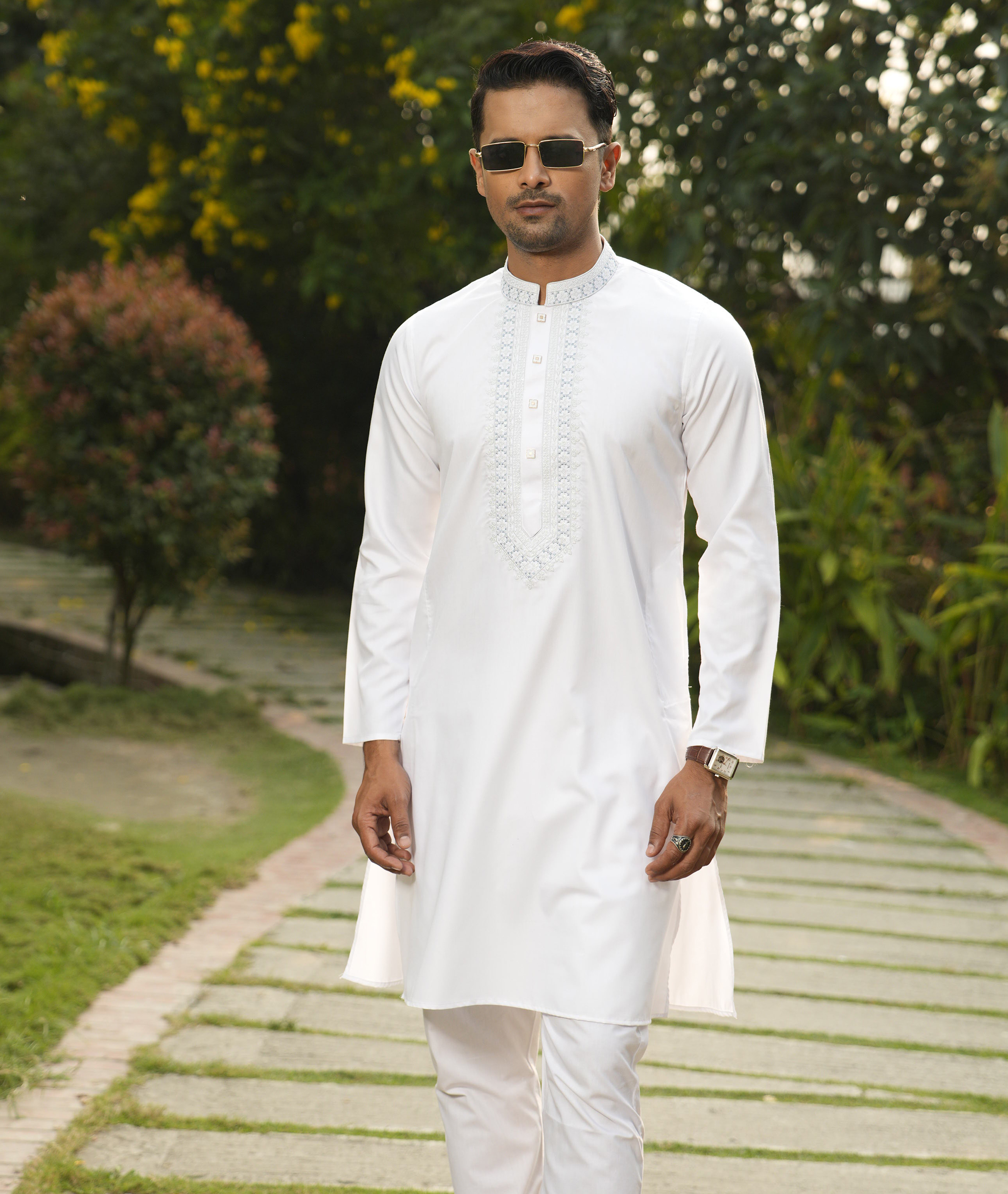 _SAP5630 Exquisite Embroidery with Sequence Work Panjabi. RR-478 - Image 1