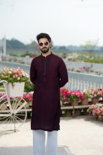 Intricate Karchupi Work Panjabi. IR-04