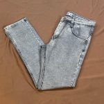 Classic Minimal Denim Pant