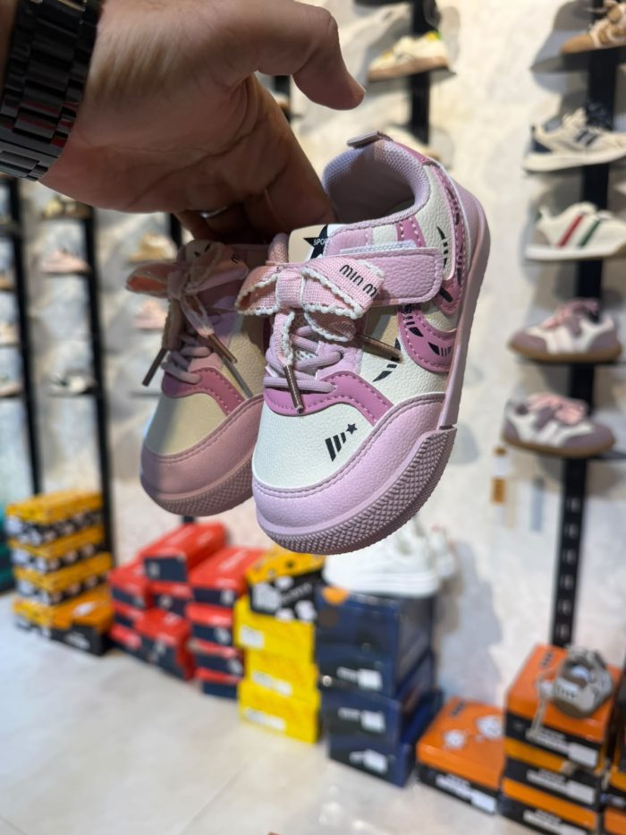 Kids’ Signature Footwear. D6618 (PINK)