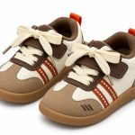 Kids’ Signature Footwear. 26991(LIGHT BROWN, RED)